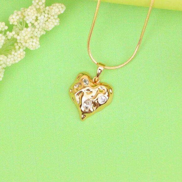 "Textured Rose Gold Heart Pendant with Sparkling Crystal Accents, XPPT1522 - Picture 13 of 13